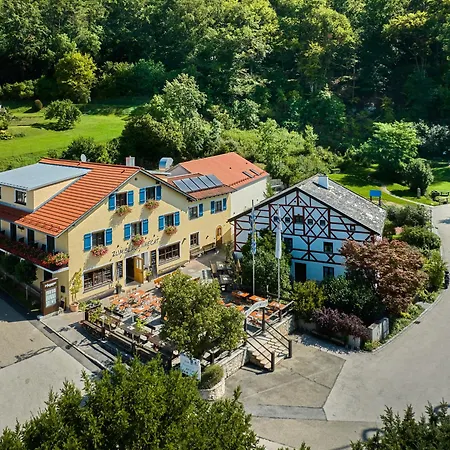 Zum Blauen Hecht Guest house Kipfenberg