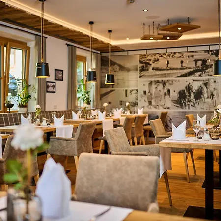 Zum Blauen Hecht Guest house 3*