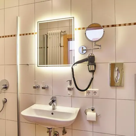Zum Blauen Hecht Guest house 3*