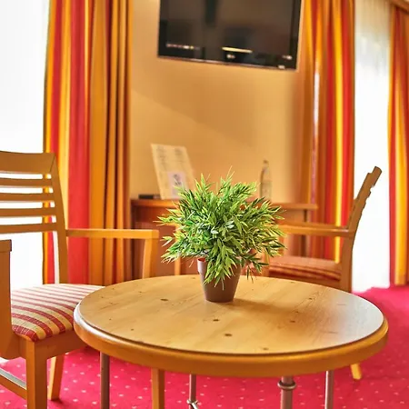 Zum Blauen Hecht 3* Кипфенберг